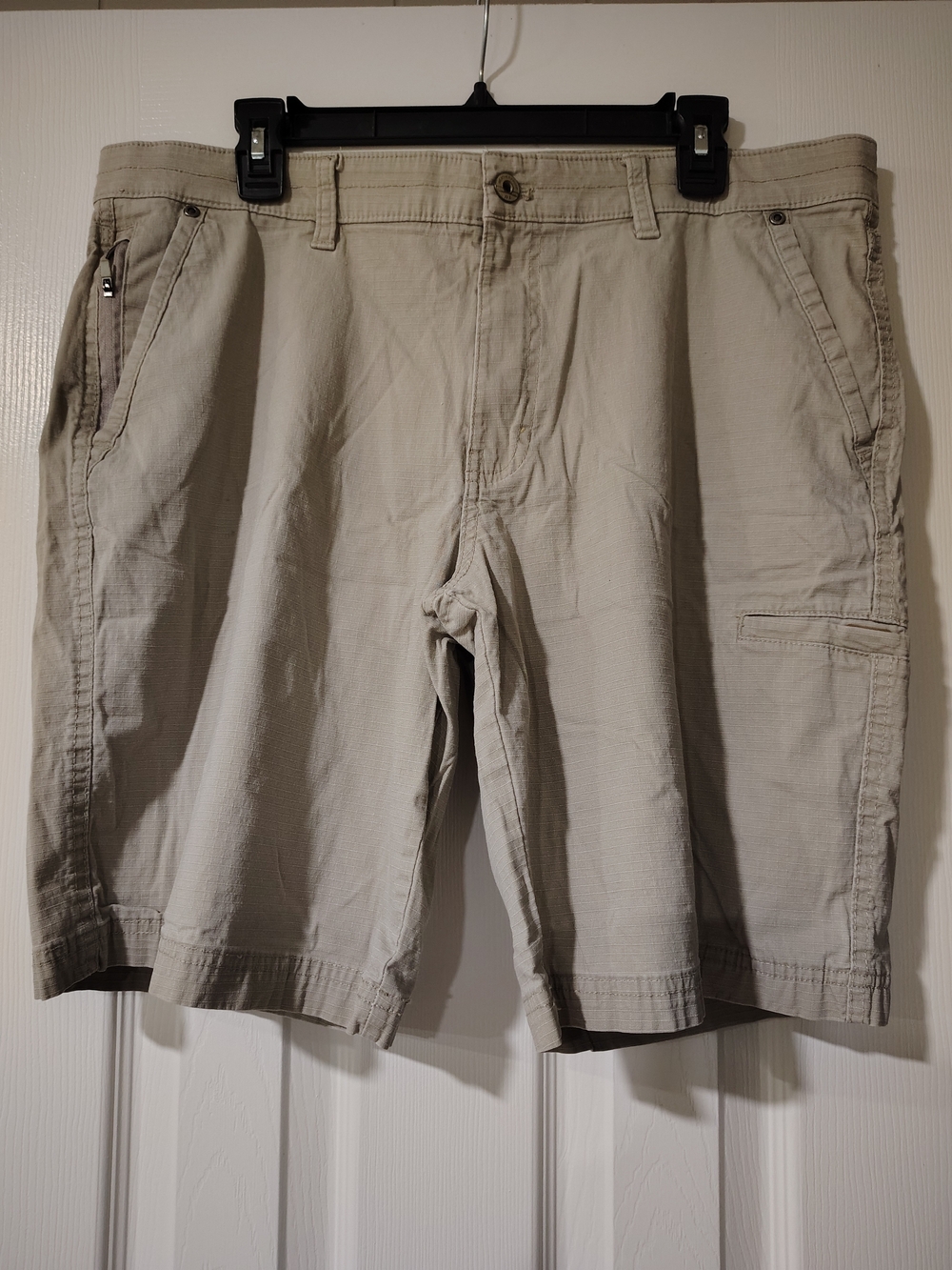 Weatherproof Men's Light Khaki Cargo Shorts